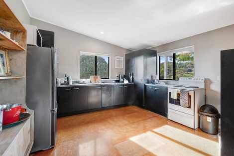 Photo of property in 211 Stoney Creek Road, Kaukapakapa, 0873