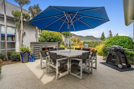 Photo of property in 70 Forest Heights, Wanaka, 9305