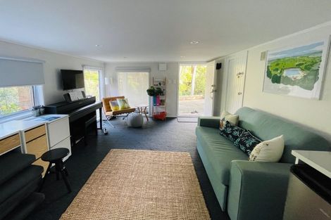 Photo of property in 35 Drome View Place, Beach Haven, Auckland, 0626