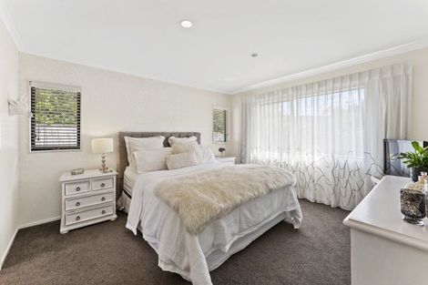 Photo of property in 8 Sapphire Grove, Birchville, Upper Hutt, 5018