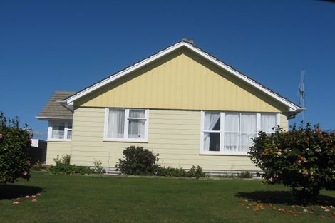 Photo of property in 32 Awatea Street, Levin, 5510