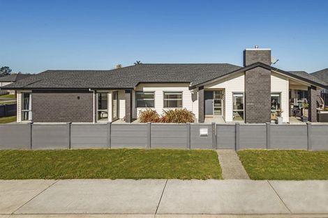 Photo of property in 191 Matua Road, Kumeu, 0810