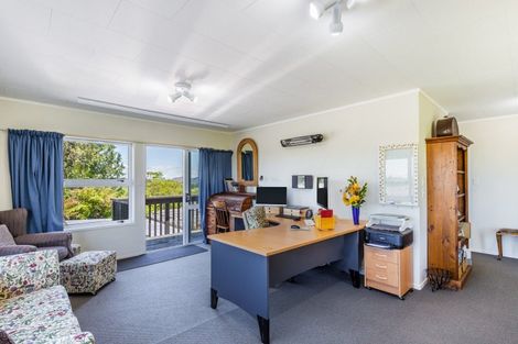 Photo of property in 52 Whakaroa Road, Kinloch, Taupo, 3385