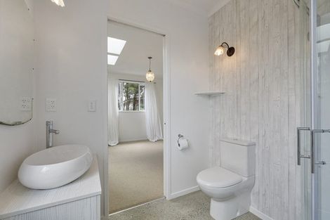 Photo of property in 8 Daphne Place, Mangawhai, 0505