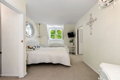 Photo of property in 5 Khouri Avenue, Karori, Wellington, 6012