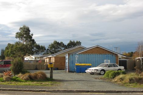 Photo of property in 24 Cross Street, Milton, 9220