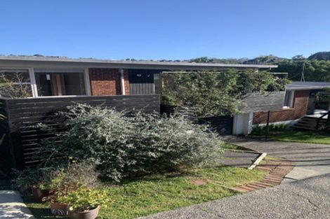 Photo of property in 4/20 Penning Road, Castor Bay, Auckland, 0620