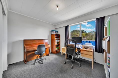 Photo of property in 312 Tukapa Street, Hurdon, New Plymouth, 4310