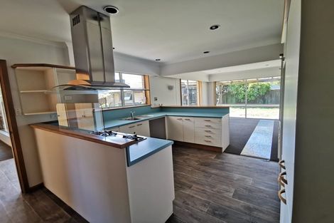 Photo of property in 157 Avonhead Road, Avonhead, Christchurch, 8042