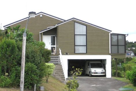 Photo of property in 8 Seahorse Place, Beach Haven, Auckland, 0626