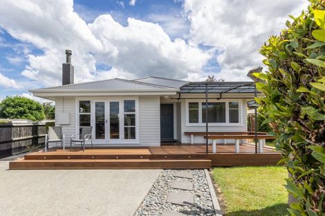 Photo of property in 48 Auckland Road, Greenmeadows, Napier, 4112