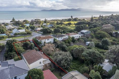 Photo of property in 162 Wellington Road, Paekakariki, 5034