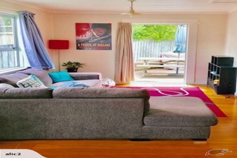 Photo of property in 38a Paihia Road, Onehunga, Auckland, 1061