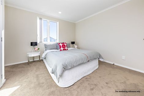 Photo of property in 26 Warbler Crescent, Papakura, 2110