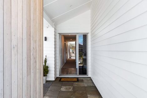 Photo of property in 15 Tai Road, Wharewaka, Taupo, 3330