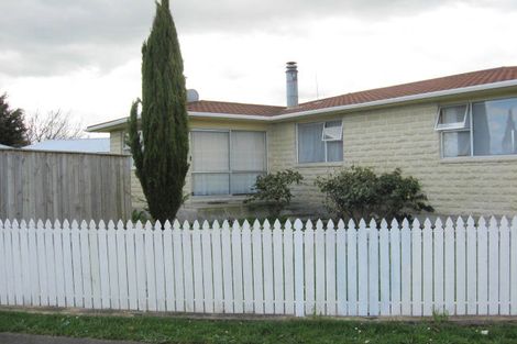 Photo of property in 5 Heather Street, Levin, 5510