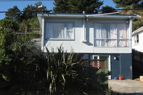 Photo of property in 19 Black Rock Road, Newlands, Wellington, 6037