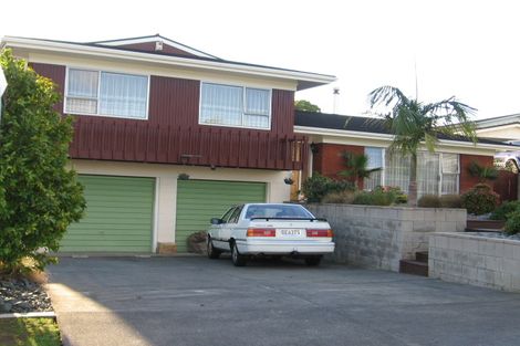 Photo of property in 9 Wynn Place, Howick, Auckland, 2014