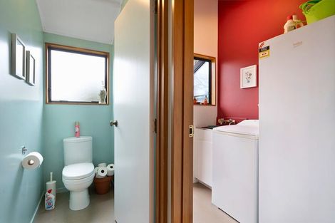 Photo of property in 1/24 Blacklock Avenue, Henderson, Auckland, 0612