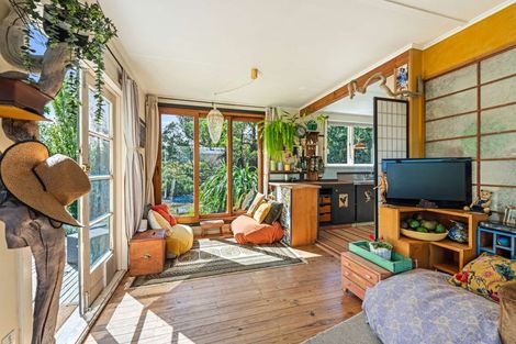 Photo of property in 96 Cheviot Street, Roxburgh, 9500