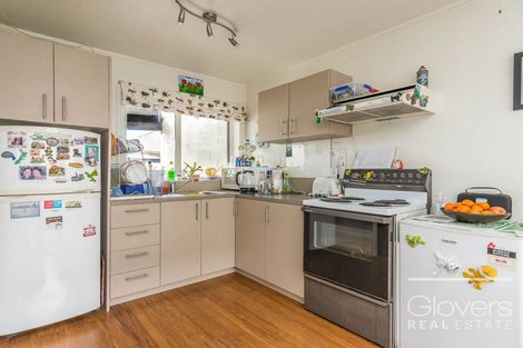 Photo of property in 3/8 Mayville Avenue, New Lynn, Auckland, 0600