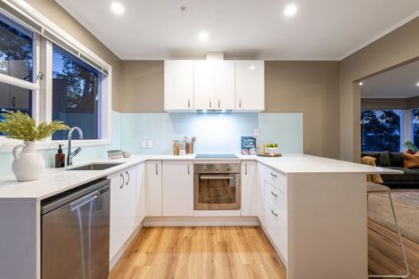 Photo of property in 9 Brora Crescent, Papakowhai, Porirua, 5024