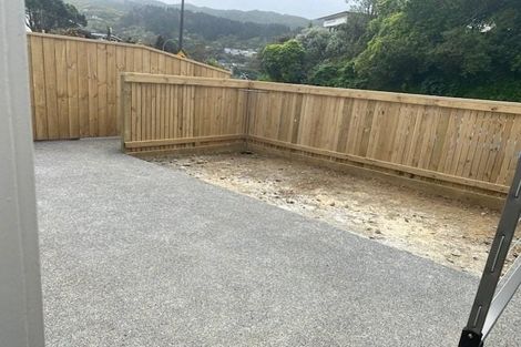 Photo of property in 28b Collins Avenue, Tawa, Wellington, 5028