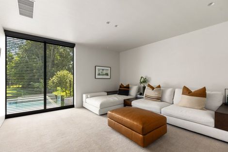 Photo of property in 23 Foster Road, Kumeu, 0891