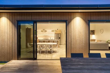 Photo of property in 107 Wattle Place, Whangamata, 3620