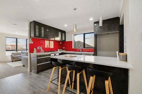 Photo of property in 4 Te Aramanu Crescent, Papakura, 2110