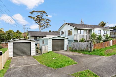 Photo of property in 49 Meadowvale Rise, Titirangi, Auckland, 0604