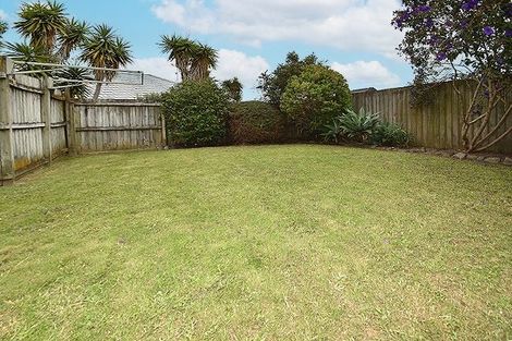 Photo of property in 10 Killeen Place, Flat Bush, Auckland, 2019