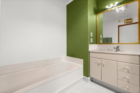 Photo of property in 8a Mchardy Street, Havelock North, 4130