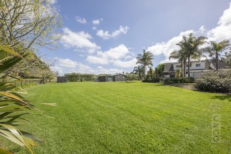 Photo of property in 30 Riverland Road, Kumeu, 0892