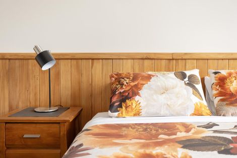 Photo of property in 33 Wellington Street, Enfield, Oamaru, 9491