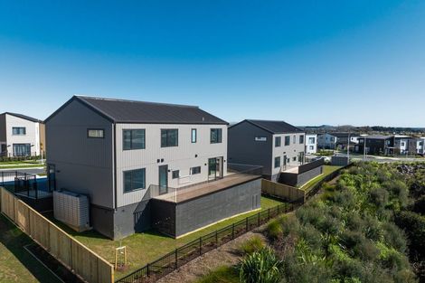 Photo of property in 3 Koura Road, Flat Bush, 2019