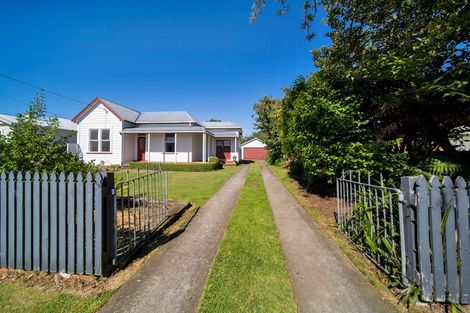 Photo of property in 3 Campbell Street, Hawera, 4610