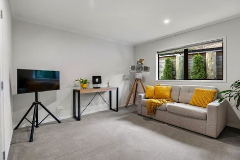 Photo of property in 10 Orchard Way, Bethlehem, Tauranga, 3110