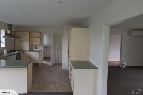 Photo of property in 629 Main North Road, Belfast, Christchurch, 8051