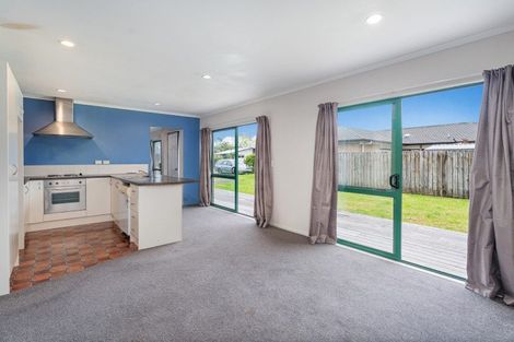 Photo of property in 40 Cholmondeley Crescent, Whitianga, 3510