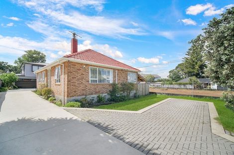Photo of property in 5 Alamein Road, Panmure, Auckland, 1072