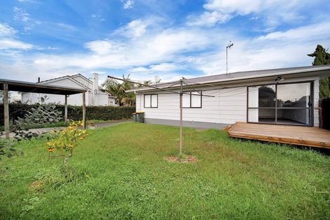 Photo of property in 2/13 John Street, Mangere East, Auckland, 2024
