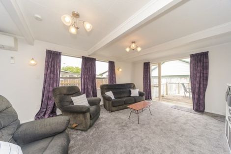 Photo of property in 89 Benmore Avenue, Cloverlea, Palmerston North, 4412