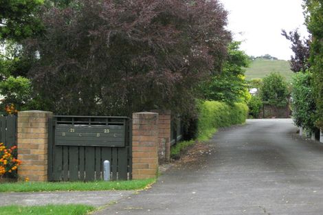 Photo of property in 2/21 Seaforth Avenue, Mangere Bridge, Auckland, 2022