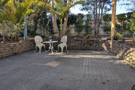 Photo of property in 188b Henderson Valley Road, Henderson, Auckland, 0612