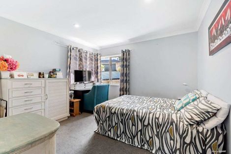 Photo of property in 7 Jomard Terrace, Northcross, Auckland, 0632