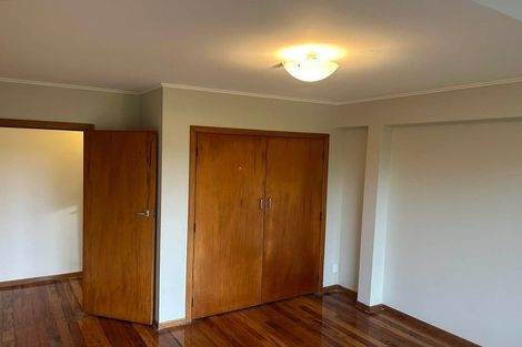 Photo of property in 23 Huntingdon Street, Northland, Wellington, 6012