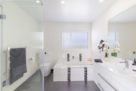 Photo of property in 36 Rossmore Terrace, Cashmere, Christchurch, 8022