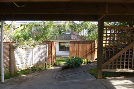 Photo of property in 3/59 Norwood Road, Bayswater, Auckland, 0622