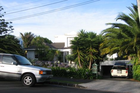 Photo of property in 1/22 Salisbury Street, Herne Bay, Auckland, 1011
